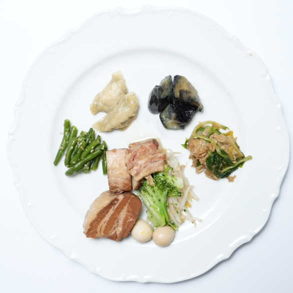 〔11〕とろける豚の角煮弁当